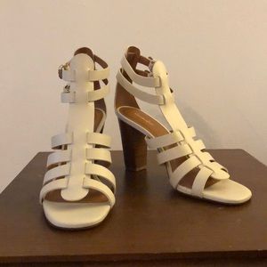 Steven Alan Size 8 White Sandals w/ Woodblock Heel